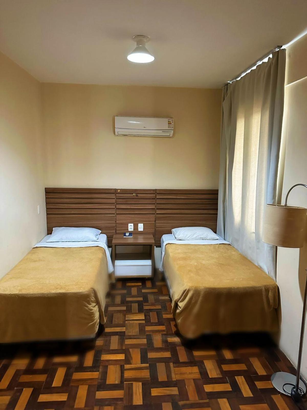 Umbu Hotel Porto Alegre - Centro Histórico - Prox Aeroporto 15min Habitación foto