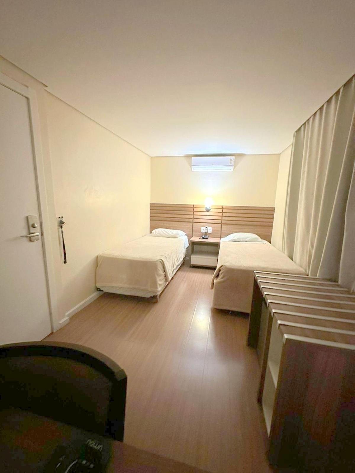Umbu Hotel Porto Alegre - Centro Histórico - Prox Aeroporto 15min Habitación foto